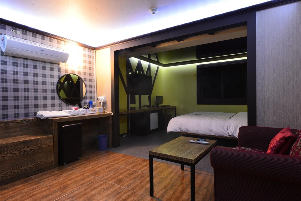 Daegu Mellow Motel Exterior foto